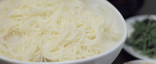 長い間恋愛してない人は冷麦、そうめんを食べて恋愛体質になる