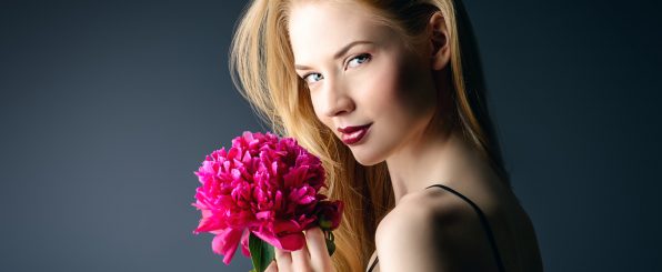 花 女性