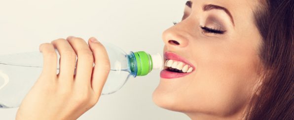 ダイエットに水は必要?正しい飲み方とポイント