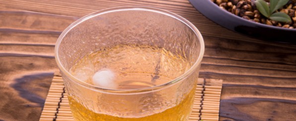 1週間チャレンジ!うっかり日焼け肌を白くするトマトジュースとハト麦茶